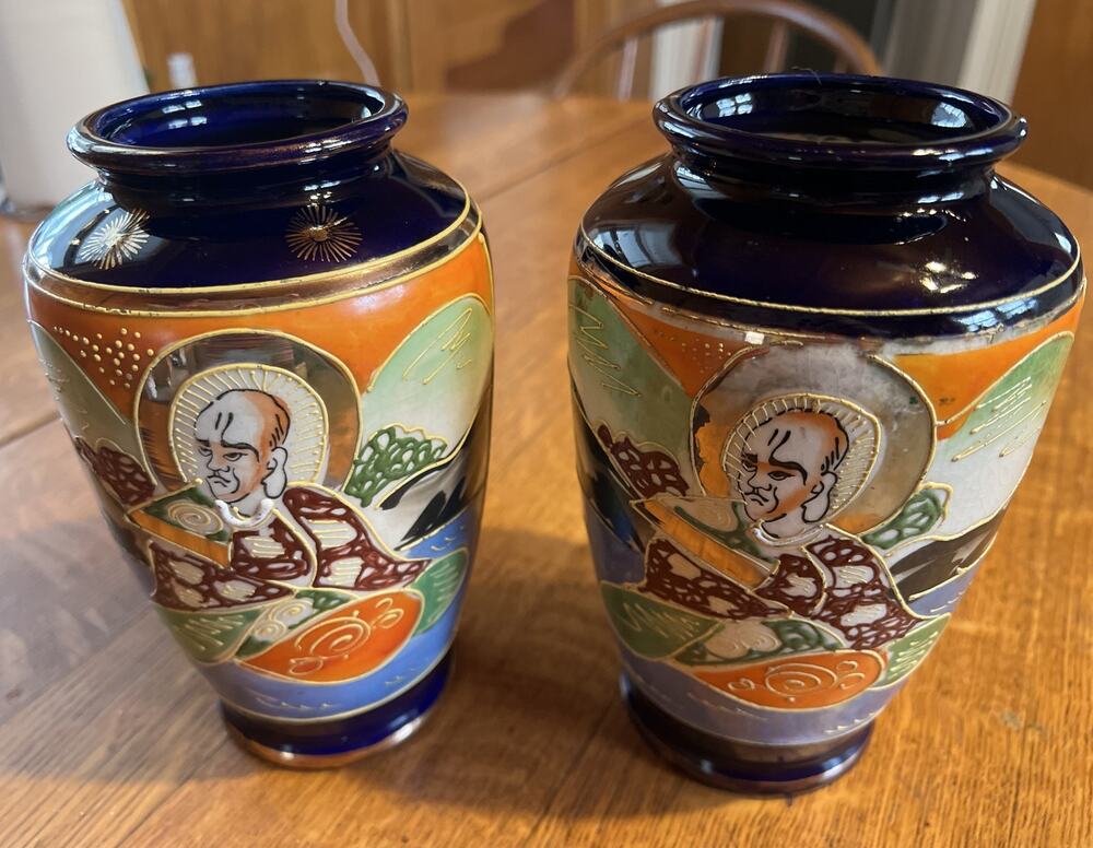 2 Vintage Antique Japanese Hotta Yu Shoten & Co. Porcelain Satsuma Style Vase